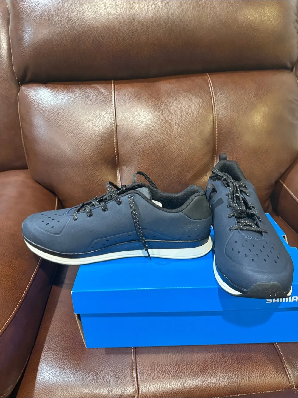 Shimano streamlined athletic